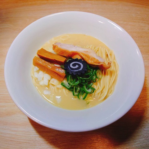 ドラゴンラーメン