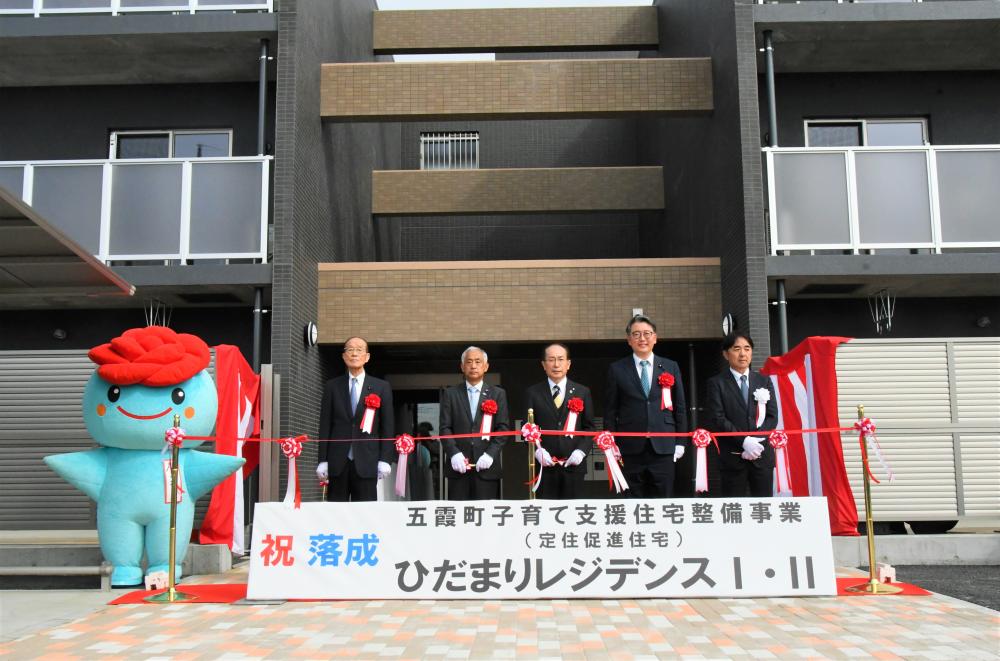 $b-!%f!<%w%+%c%h(b